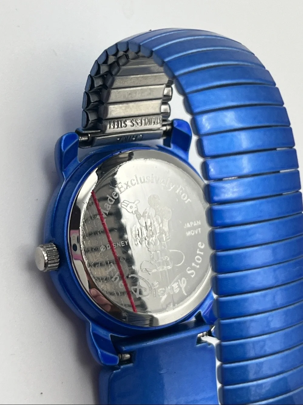 VTG Disney Blue Pooh & Friends Children's Analog Watch